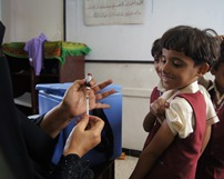 chien-dich-quoc-gia-tiem-vac-xin-soi-rubella-o-yemen-nam-2014